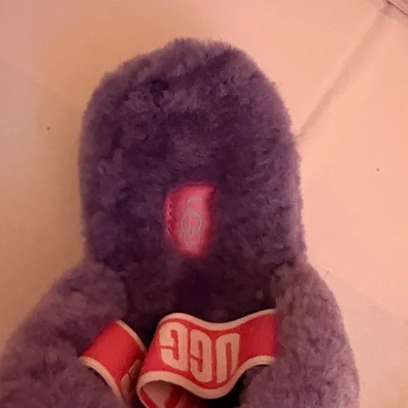 UGG Multicolor Fluffy Slippers - Picture 7 of 9